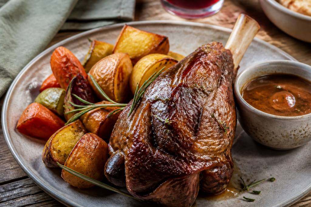 Accompagnement gigot d&rsquo;agneau : idées de légumes et sauces pour sublimer votre repas