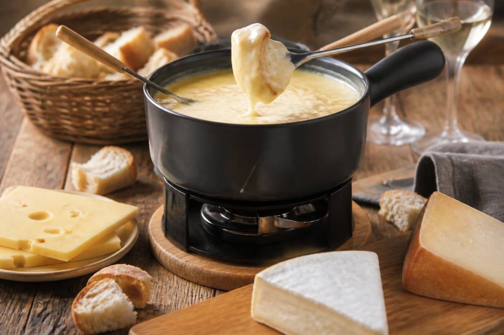3 fromages pour une fondue au fromage